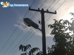 Хотя бы 2 столба с освещением Хотя бы 2 столба с освещением