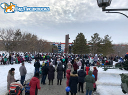 В Лисаковске почтили память погибших в Кемерово